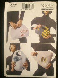 8892 VOGUE THICK FELT SHAPE BUTTERFLY FLOWER BAGS PATTERN UNCUT
